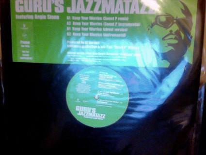 Guru, Angie Stone - Keep Your Worries