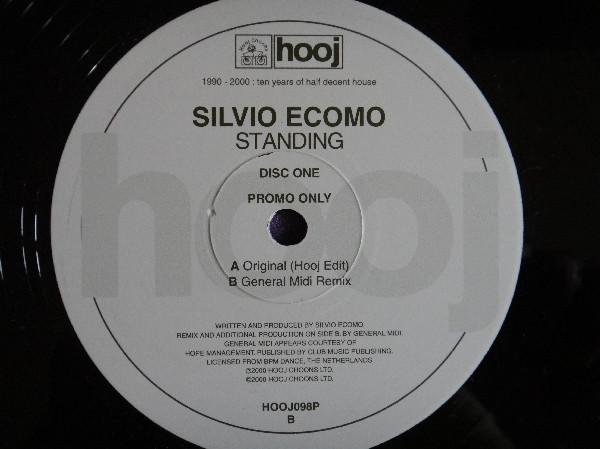 Silvio Ecomo - Standing